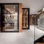 Nqn Aparts & Suites Sevilla